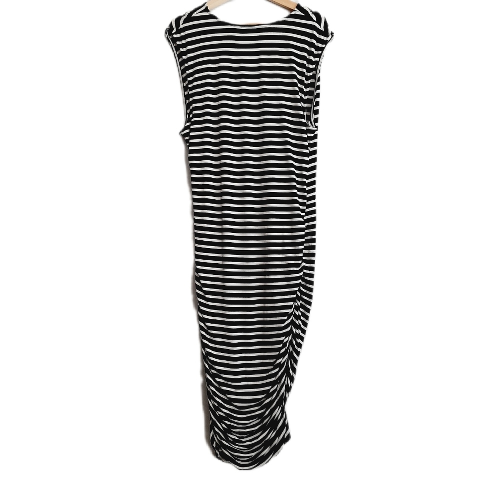 Mossimo Supply Co. Black and White Striped Midi Dress - Picture 6 of 10